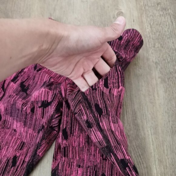 Lululemon Pace Rival leggings pockets - Picture 6 of 10